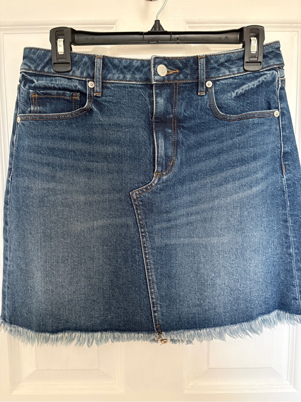 LOFT Blue Denim Frayed-Hem Mini Skirt Large(2). #411
